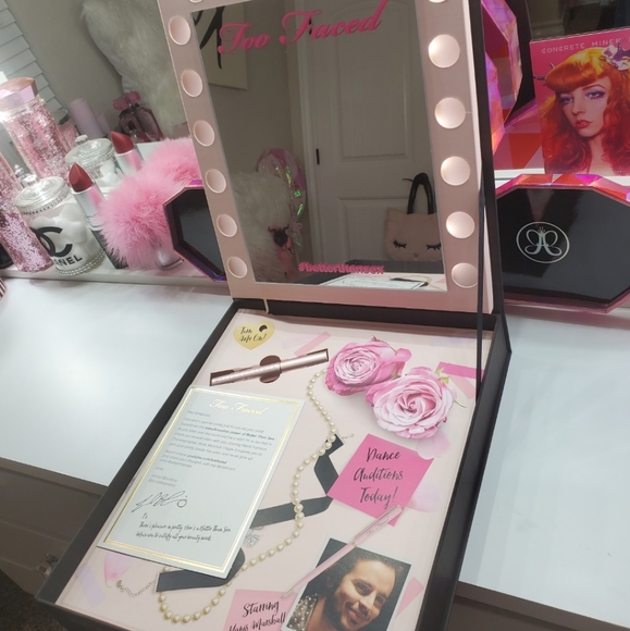 Too Faced Vault PR - Picture 4 of 5